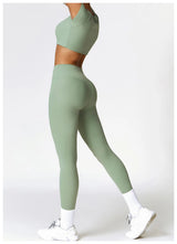 https://athlora.ca › products › gym-sets-for-women-fitness-2