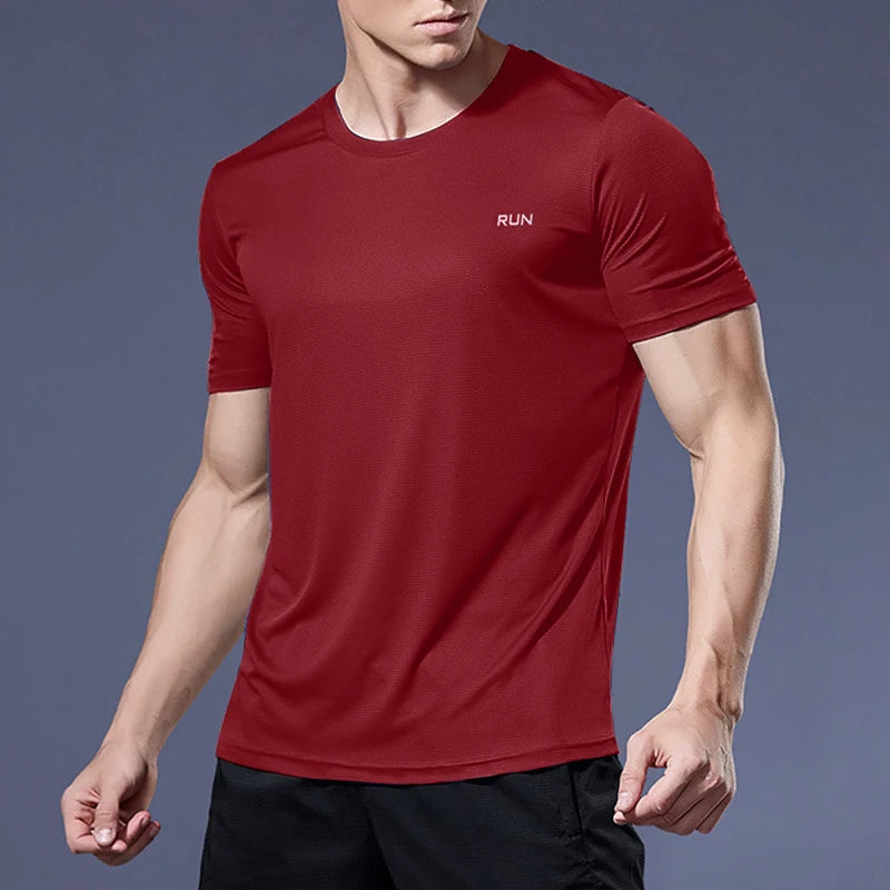 https://athlora.ca › products › mens-gym-shirt-run