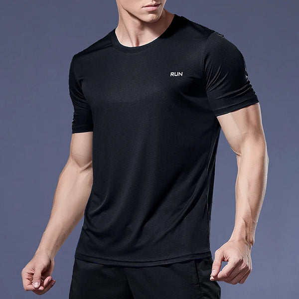 https://athlora.ca › products › mens-gym-shirt-run