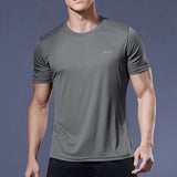 https://athlora.ca › products › mens-gym-shirt-run
